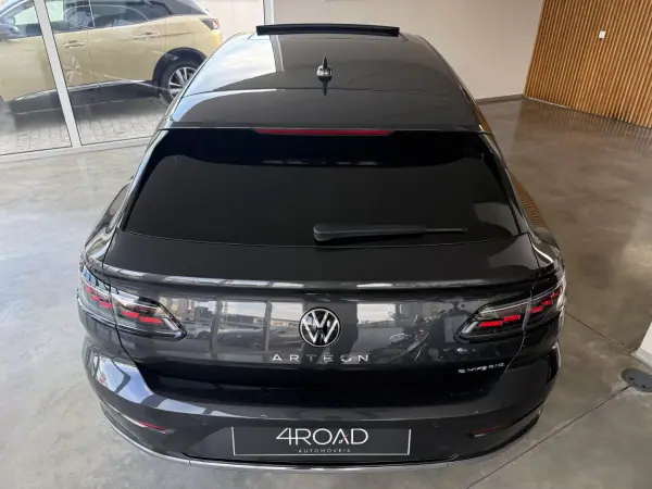 Volkswagen Arteon Shooting Brake 2021 - 23500 EUR, 168600 km - AUTO.MOTO.pt - 168600km - foto 24 de 144