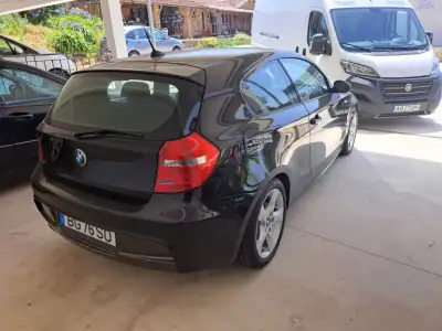 BMW 118 2008 - 8250 EUR, 299950 km - AUTO.MOTO.pt - 299950km - foto 3 de 13