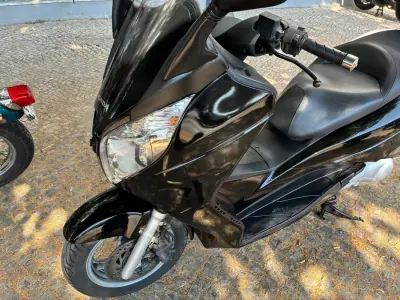 Honda 599 2013 - 1950 EUR, 24578 km - AUTO.MOTO.pt - 24578km - foto 6 de 11