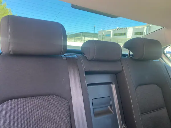 Volkswagen Passat 2017 - 15000 EUR, 123000 km - 123000km - foto 11 de 12