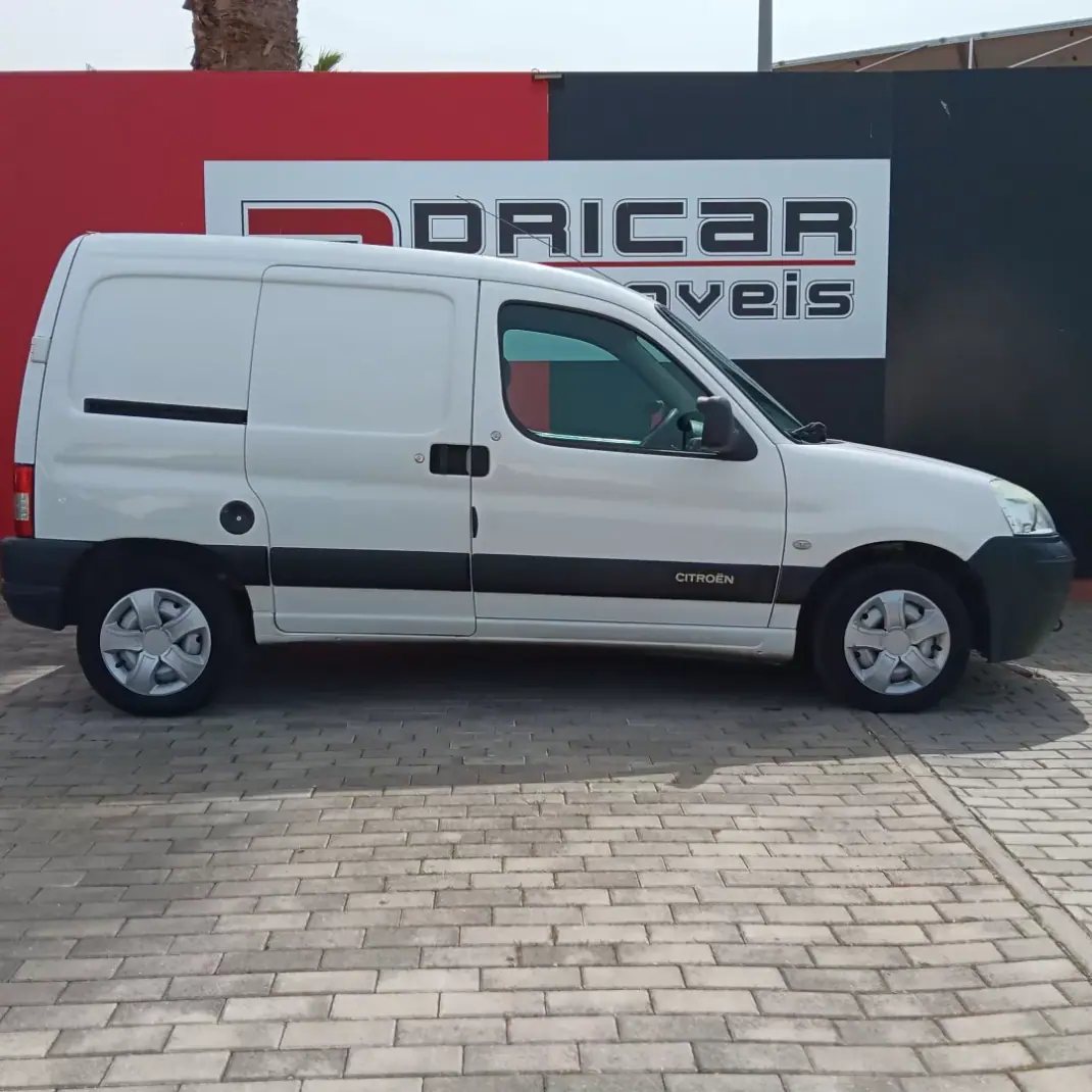 Citroën BERLINGO VAN XL 1.5 BLUE HDI 3 LUGARES 2006 - 4900 EUR, 140060 km - AUTO.MOTO.pt - 140060km - foto 9 de 14
