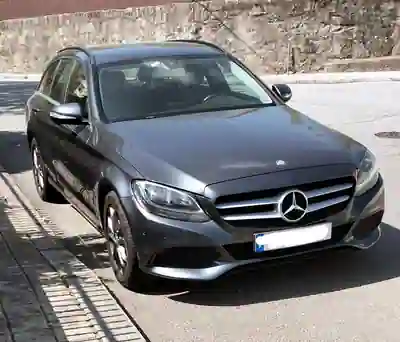 Mercedes-Benz C 180 2015 - 14500 EUR, 230000 km - AUTO.MOTO.pt - 230000km - foto 14 de 15