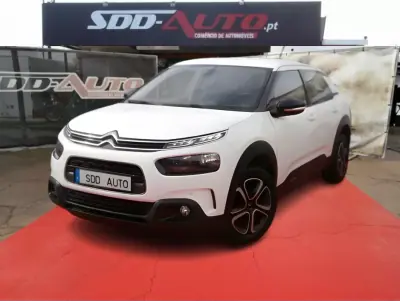 Citroën C4 Cactus 2020 - 11600 EUR, 185708 km - AUTO.MOTO.pt - 185708km - foto 2 de 26