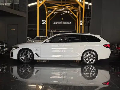 BMW 530e 2022 — foto 4 de 27