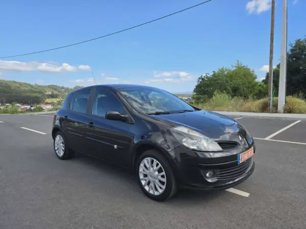 Renault Clio 2008 - 6490 EUR, 190000 km - AUTO.MOTO.pt - 190000km - foto 15 de 15