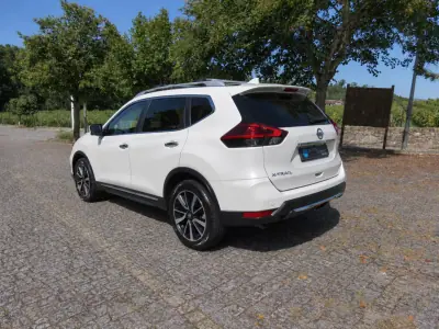 Nissan X-Trail 2017 - 18990 EUR, 179000 km - 179000km - foto 5 de 54