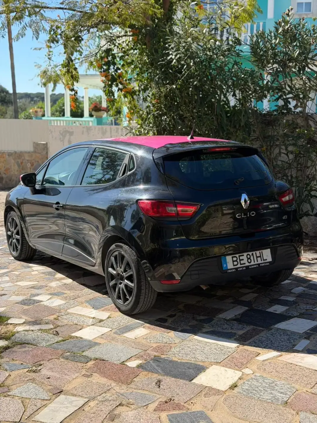 Renault Clio 2014 - 9990 EUR, 157678 km - AUTO.MOTO.pt - 157678km - foto 4 de 6