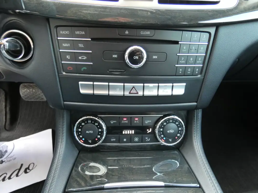 Mercedes-Benz CLS 250 2015 - 22500 EUR, 278000 km - AUTO.MOTO.pt - 278000km - foto 32 de 42