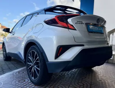 Toyota C-HR 2019 - 23950 EUR, 95000 km - AUTO.MOTO.pt - 95000km - foto 7 de 27