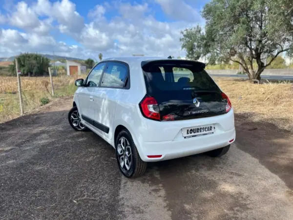 Renault Twingo 2022 - 15750 EUR, 11000 km - AUTO.MOTO.pt - 11000km - foto 43 de 46