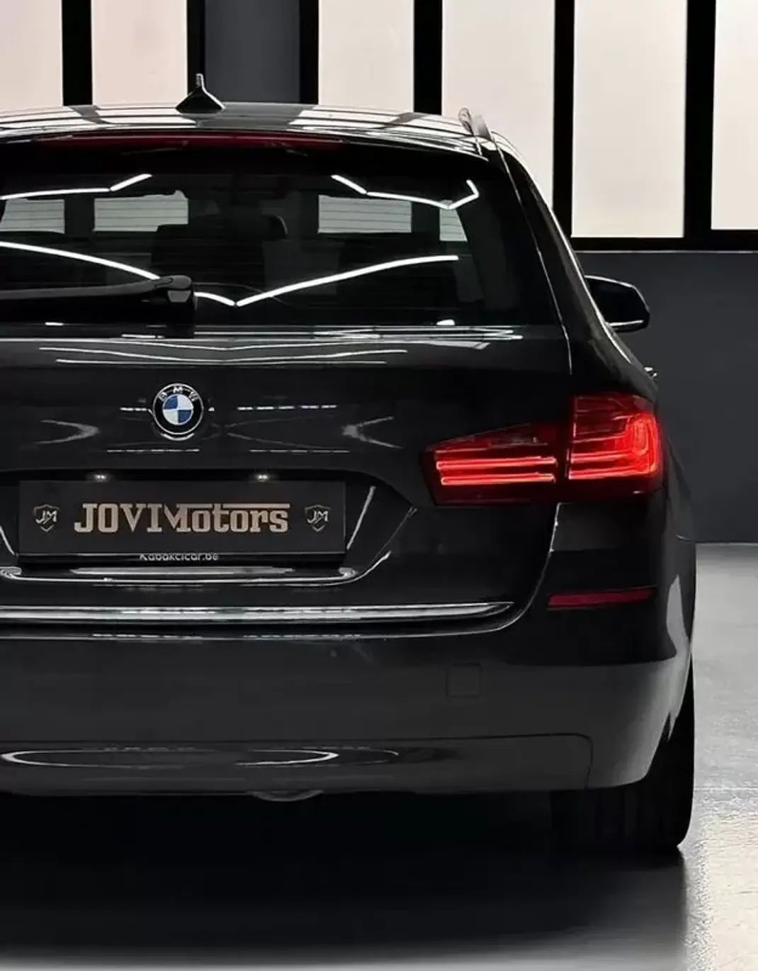 BMW 520 2015 - 18900 EUR, 202000 km - AUTO.MOTO.pt - 202000km - foto 14 de 21