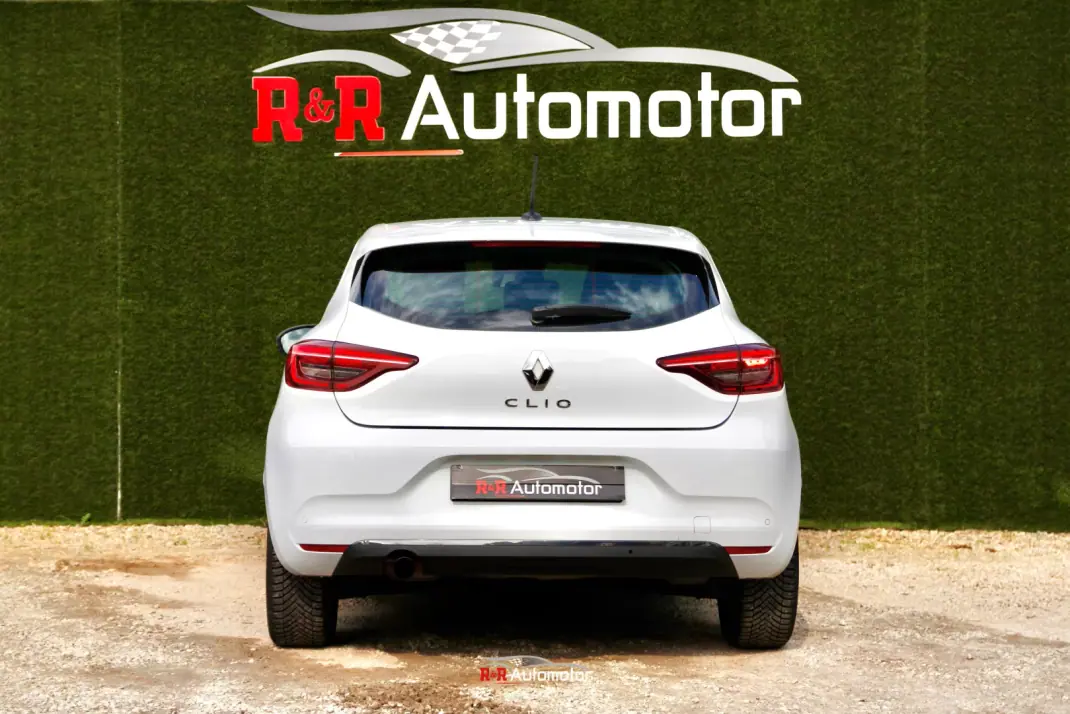 Renault Clio 2020 - 13700 EUR, 97000 km - AUTO.MOTO.pt - 97000km - foto 9 de 37