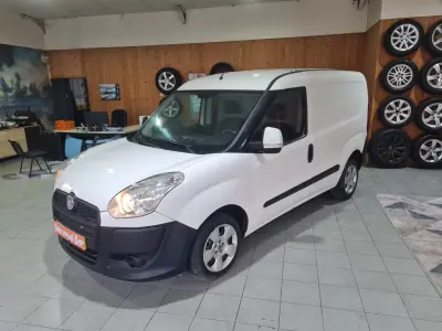 Fiat Doblo 2012 - 5900 EUR, 313000 km - AUTO.MOTO.pt - 313000km - foto 6 de 16