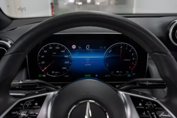 Mercedes-Benz GLC 300 2024 - 82500 EUR, 32500 km - AUTO.MOTO.pt - 32500km - foto 23 de 31