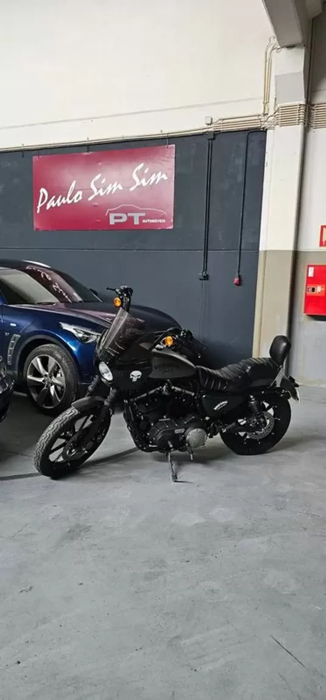Harley-Davidson Sportster® Iron 883™ 2016 - 11990 EUR, 38000 km - AUTO.MOTO.pt - 38000km - foto 2 de 9