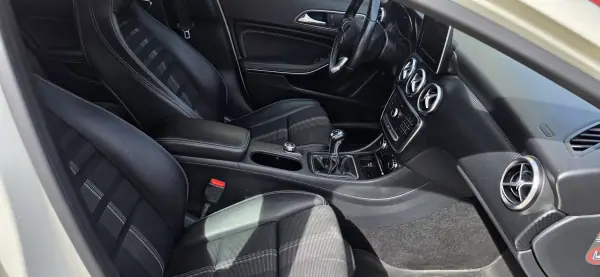 Mercedes-Benz A 180 CDI (BlueEFFICIENCY) Urban 2018 Diesel