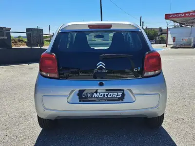 Citroën C1 2018 - 9500 EUR, 80000 km - AUTO.MOTO.pt - 80000km - foto 11 de 39