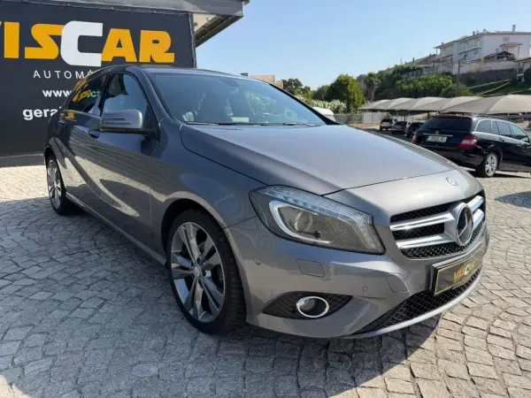 Mercedes-Benz A 180 2014 - 16500 EUR, 149990 km - 149990km - foto 11 de 34