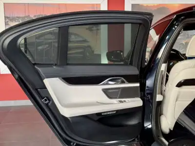 BMW 730 2017 - 44990 EUR, 79085 km - AUTO.MOTO.pt - 79085km - foto 23 de 30