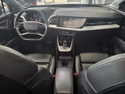 Audi Q4 e-tron 2021 - 26990 EUR, 104822 km - AUTO.MOTO.pt - 104822km - foto 23 de 33