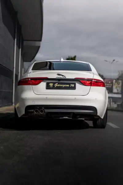 Jaguar XF 2017 - 24990 EUR, 145800 km - AUTO.MOTO.pt - 145800km - foto 20 de 55