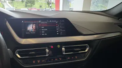 BMW 216 Gran Coupé 2020 - 24900 EUR, 75221 km - AUTO.MOTO.pt - 75221km - foto 43 de 61