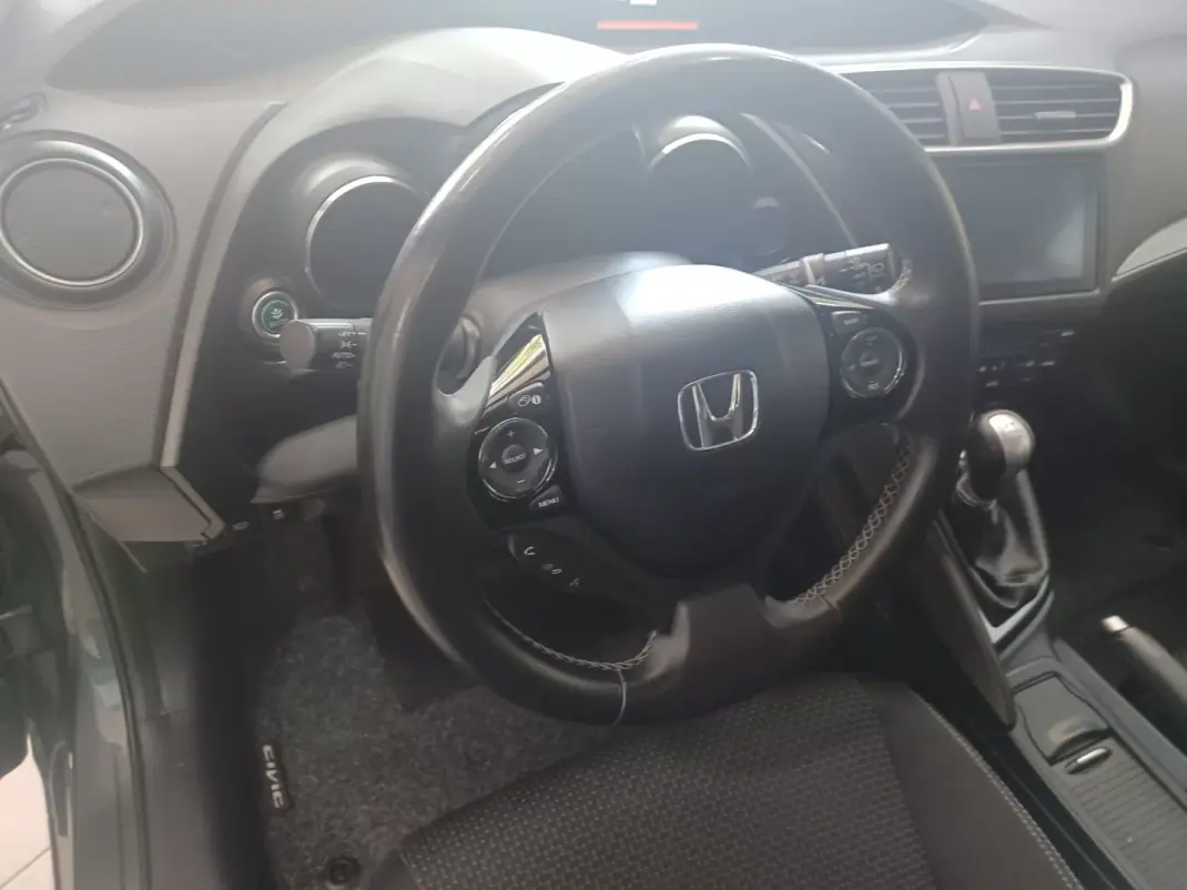 Honda Civic 2016 - 14890 EUR, 120487 km - AUTO.MOTO.pt - 120487km - foto 11 de 34