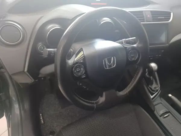 Honda Civic 2016 - 14890 EUR, 120487 km - AUTO.MOTO.pt - 120487km - foto 11 de 34