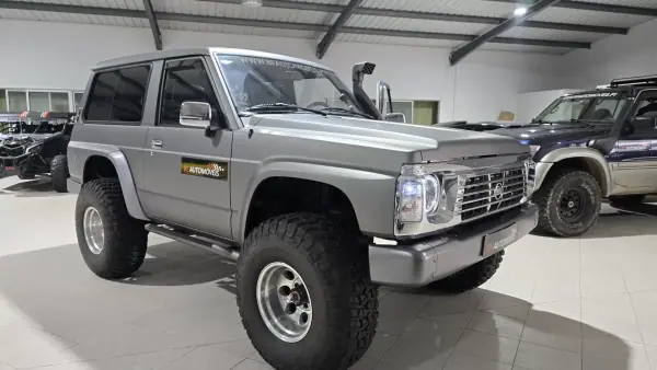 Nissan Patrol 1992 - 37500 EUR, 156427 km - AUTO.MOTO.pt - 156427km - foto 2 de 61