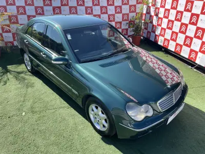 Mercedes-Benz C 220 2001 - 7490 EUR, 355200 km - AUTO.MOTO.pt - 355200km - foto 6 de 18