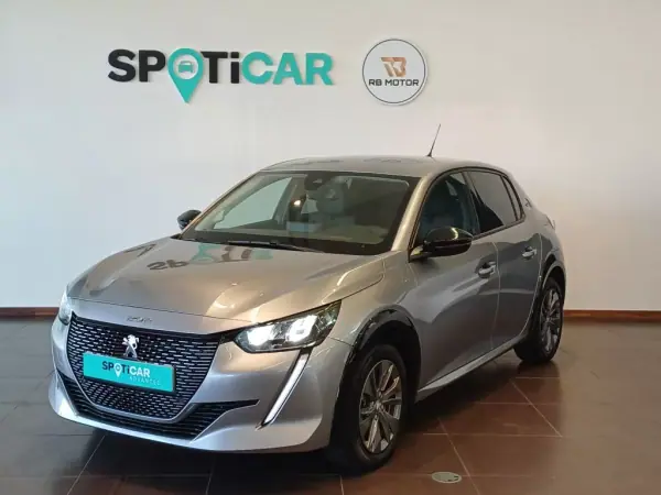 Peugeot 208 2023 - 20500 EUR, 24150 km - AUTO.MOTO.pt - 24150km - foto 2 de 45