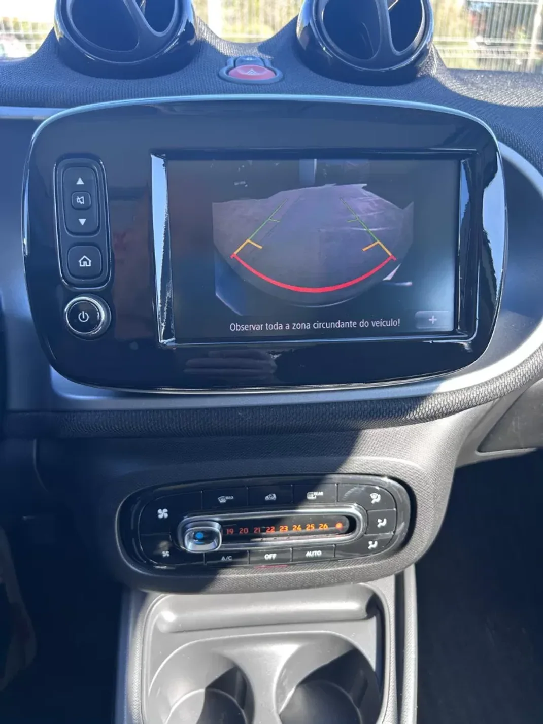 Smart ForFour 2016 - 10990 EUR, 51569 km - AUTO.MOTO.pt - 51569km - foto 14 de 14