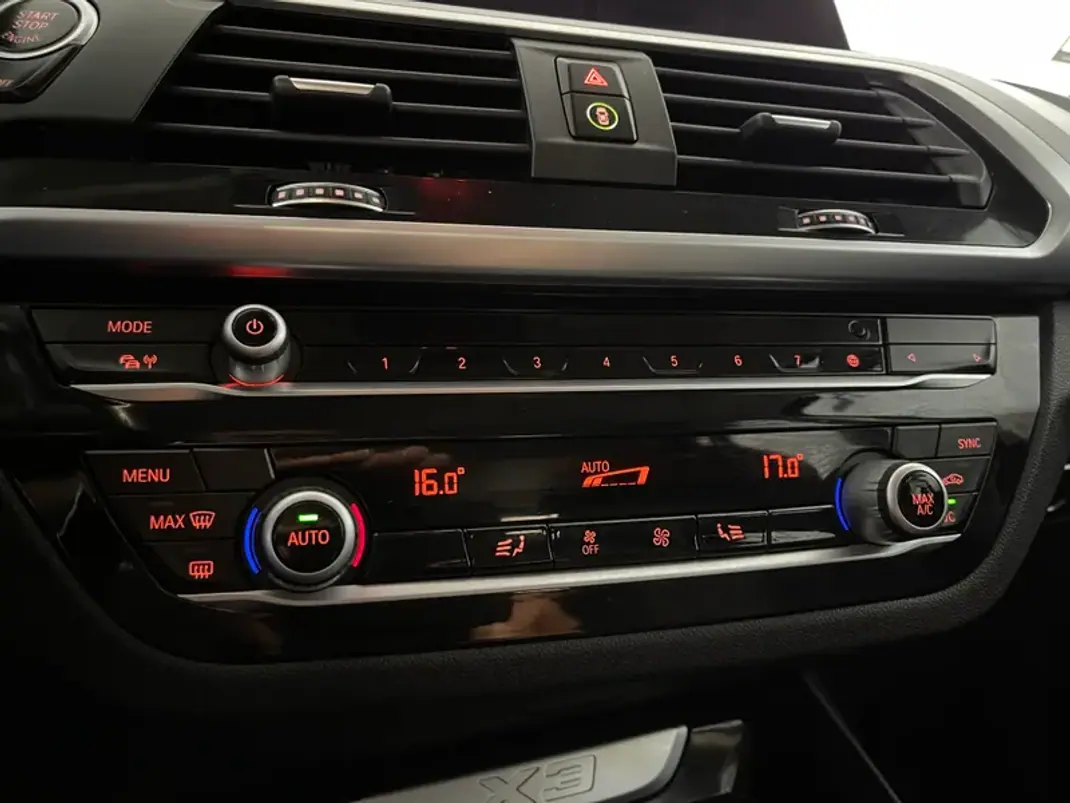 BMW X3 2019 - 28450 EUR, 142000 km - AUTO.MOTO.pt - 142000km - foto 22 de 30