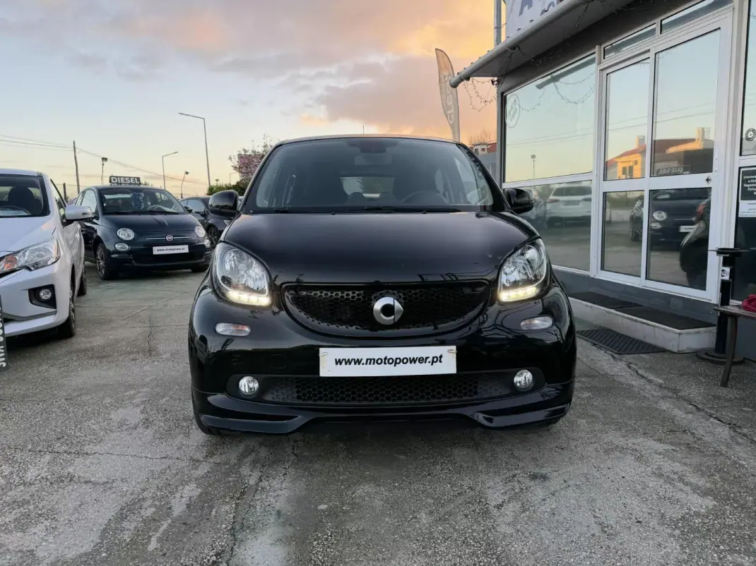 Smart ForFour 2019 - 14480 EUR, 25000 km - 25000km - foto 3 de 5