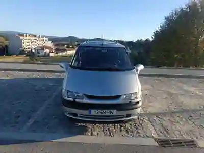 Renault Espace 2000 - 5400 EUR, 187000 km - AUTO.MOTO.pt - 187000km - foto 6 de 15