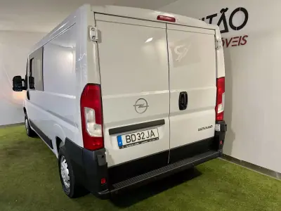 Opel Movano 2023 - 29500 EUR, 82000 km - AUTO.MOTO.pt - 82000km - foto 10 de 30