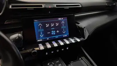 Peugeot 508 SW 2019 - 18000 EUR, 187431 km - AUTO.MOTO.pt - 187431km - foto 18 de 31
