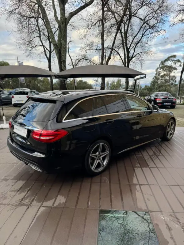 Mercedes-Benz C 200 2017 - 22500 EUR, 214300 km - AUTO.MOTO.pt - 214300km - foto 3 de 15