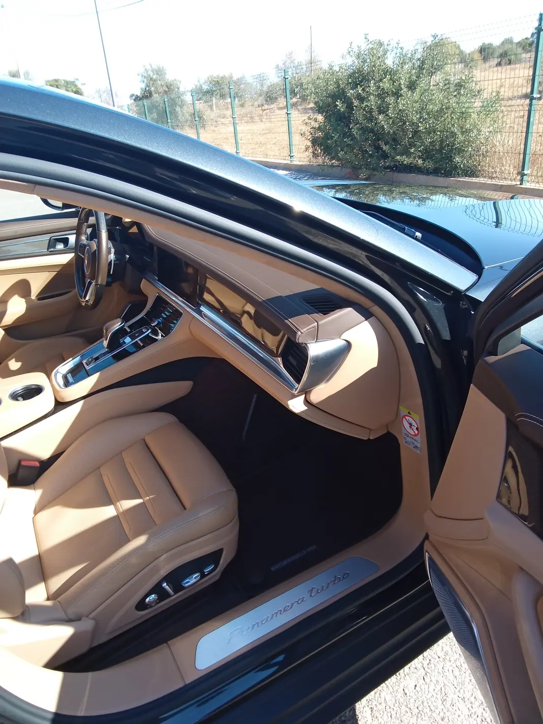 Porsche Panamera 2016 - 75000 EUR, 52000 km - AUTO.MOTO.pt - 52000km - foto 5 de 5