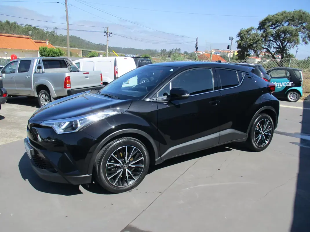 Toyota C-HR 2019 - 17790 EUR, 139185 km - 139185km - foto 6 de 23