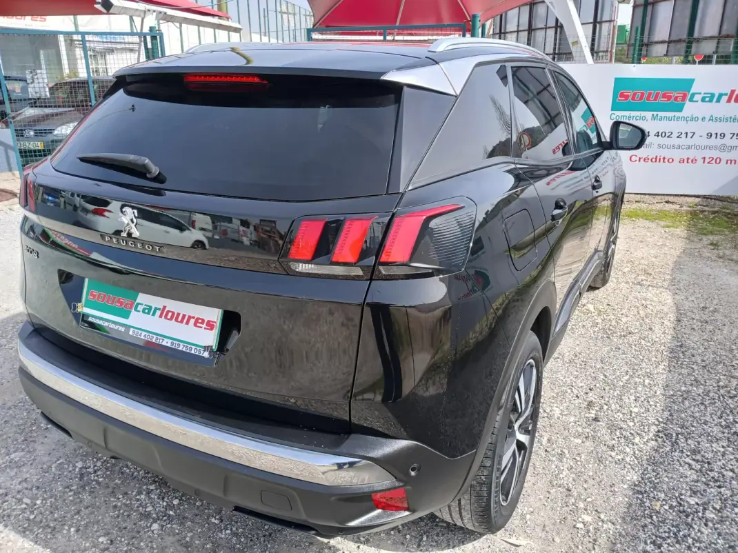 Peugeot 3008 2018 - 13450 EUR, 136692 km - AUTO.MOTO.pt - 136692km - foto 8 de 25