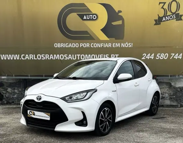 Toyota Yaris 2021 - 21400 EUR, 91340 km - AUTO.MOTO.pt - 91340km - foto 2 de 12