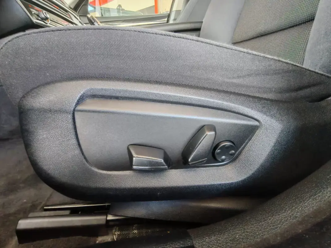 BMW 520 2014 - 15990 EUR, 225000 km - 225000km - foto 13 de 24