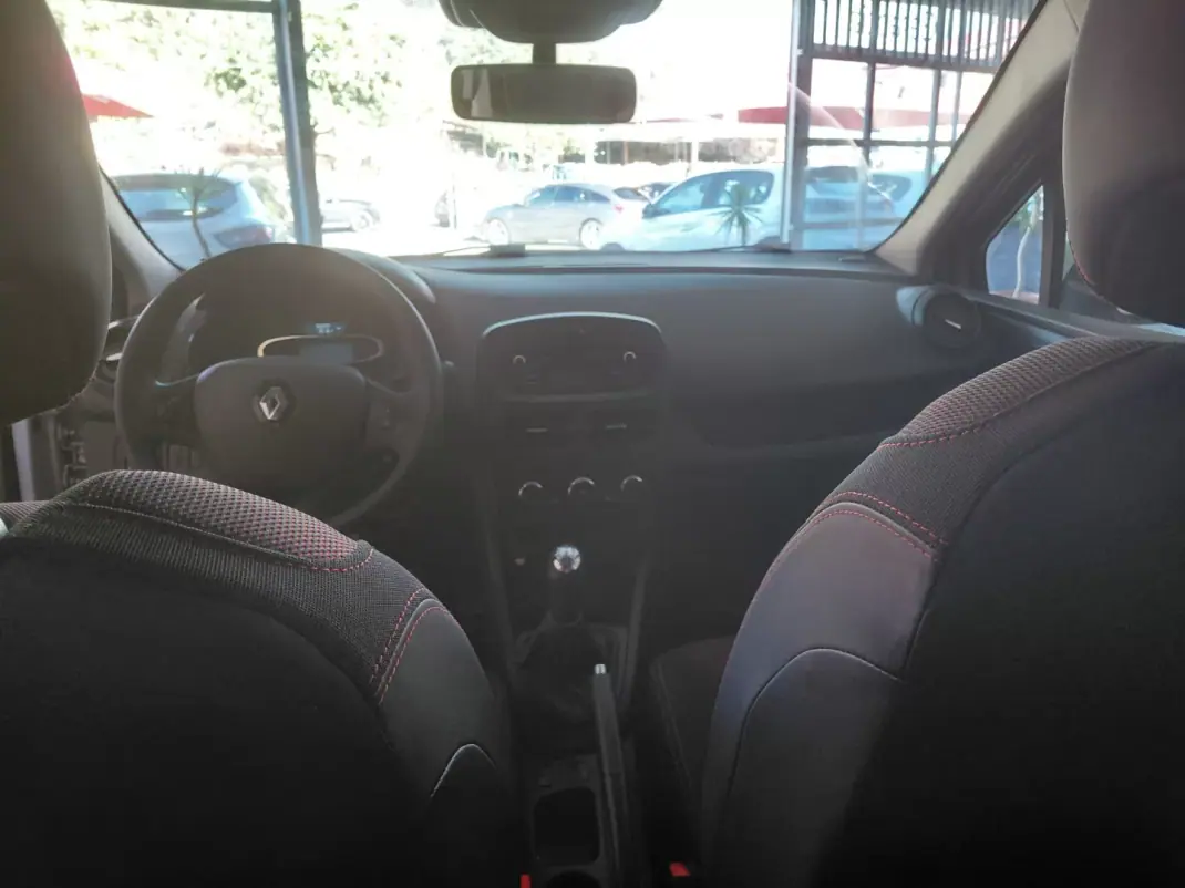 Renault Clio 2014 - 9490 EUR, 56000 km - 56000km - foto 17 de 20