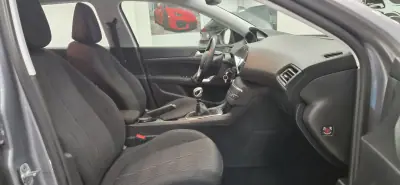 Peugeot 308 SW 2016 - 9490 EUR, 123000 km - AUTO.MOTO.pt - 123000km - foto 22 de 27