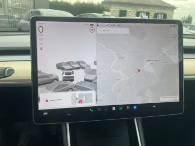 Tesla Model 3 2020 - 25995 EUR, 80043 km - AUTO.MOTO.pt - 80043km - foto 30 de 43