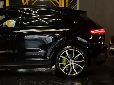 Porsche Cayenne 2021 - 74990 EUR, 85200 km - AUTO.MOTO.pt - 85200km - foto 9 de 37