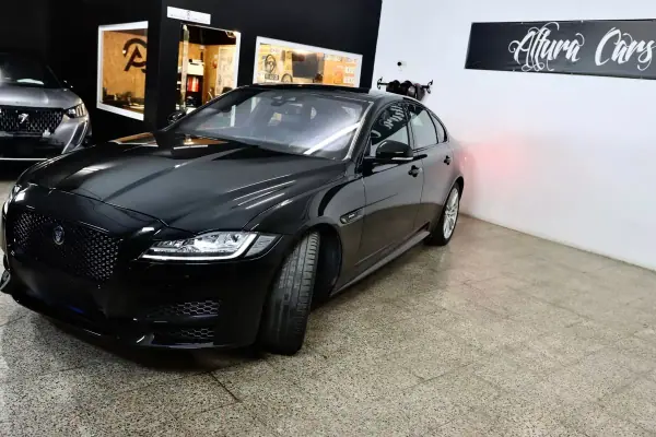 Jaguar XF 2016 - 25900 EUR, 63375 km - AUTO.MOTO.pt - 63375km - foto 5 de 36