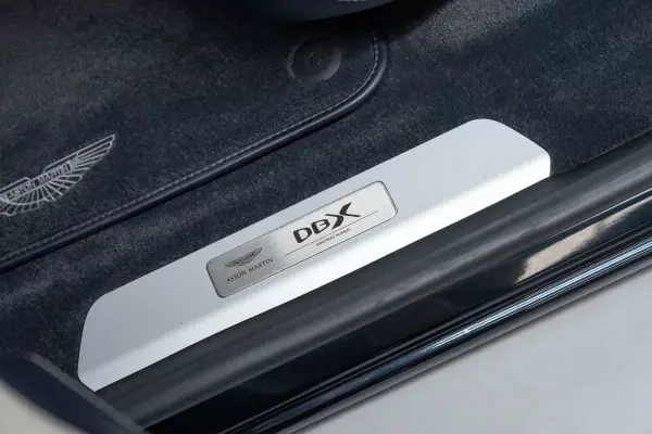 Aston Martin DBX 2020 - 149950 EUR, 55000 km - AUTO.MOTO.pt - 55000km - foto 30 de 53