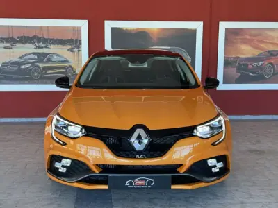Renault Mégane 2019 - 49990 EUR, 11812 km - AUTO.MOTO.pt - 11812km - foto 8 de 25